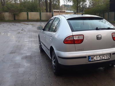 Seat Leon. 3900