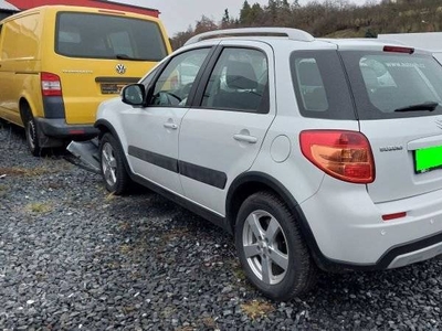 suzuki sx4 2013r. 1.6benzyna-120km- 87000km- uszkodzony- !!!