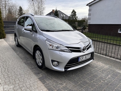 Toyota Verso Verso 2.0 D-4D 124KM Kamera Tempomat Klimatronik !!