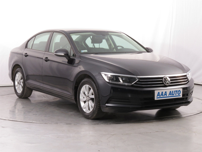 Volkswagen Passat 2020 1.5 TSI 131988km Sedan