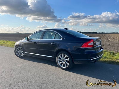 Volvo S80