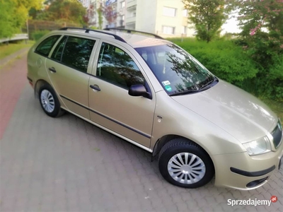 fabia combi 2005/2006 lift 1,4benz.klima działą