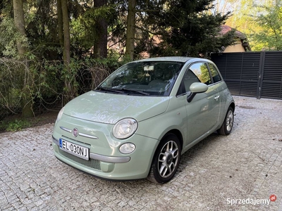 Fiat 500 miętowy