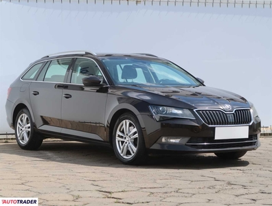 Skoda Superb 2.0 147 KM 2017r. (Piaseczno)