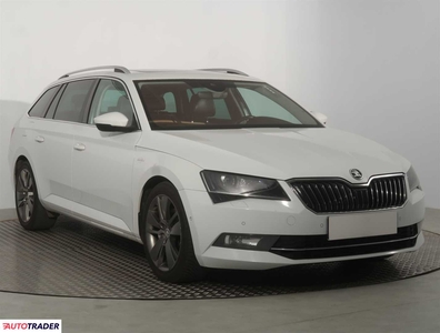 Skoda Superb 2.0 187 KM 2016r. (Piaseczno)