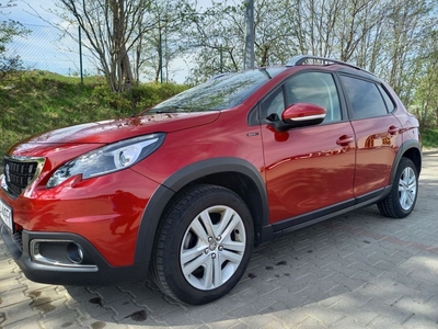 Sprzedam Peugeot 2008 Signature+ S&S 1.2 Pure Tech 110kM 2019r