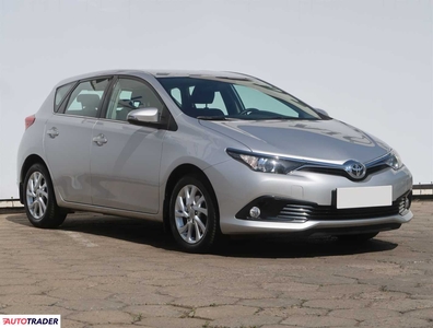 Toyota Auris 1.6 130 KM 2015r. (Piaseczno)