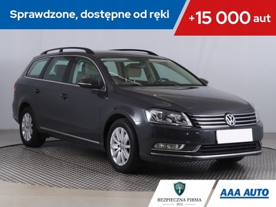 Volkswagen Passat B7 Variant 1.4 TSI BlueMotion 160KM 2014