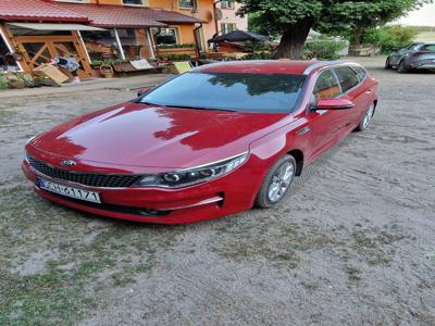 Kia Optima niski przebieg bogata wersja