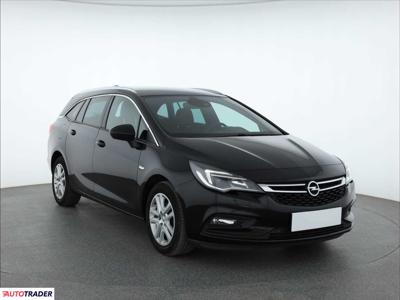 Opel Astra 1.6 158 KM 2017r. (Piaseczno)