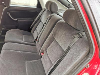 Saab 900 hatchback czerwony 1998 199940km