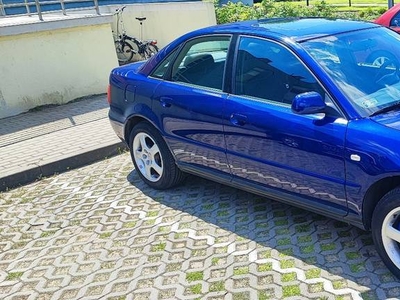 Audi A4B5 1.6 LPG 1999r, Klima i długie opłaty