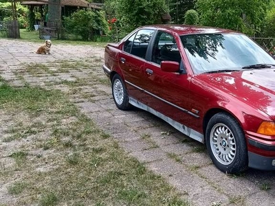 BMW e36 sedan 1.8is m42b18 szpera 25% 136tys.