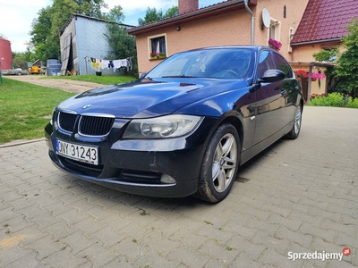 BMW E90 320D Sedan Bogato wyposażony