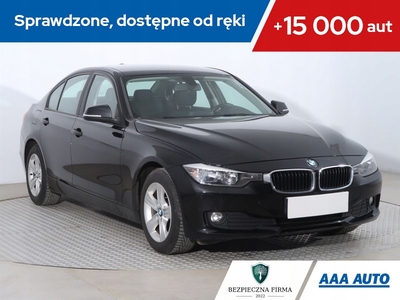 BMW Seria 3 F30-F31-F34 Limuzyna 2.0 318d 143KM 2014