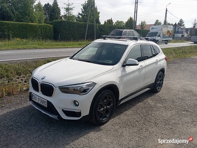 BMW X1 F48 *XDRIVE 28i*2,0 Benz-231 KM* 52 tys.km.* Stan b.dobry*