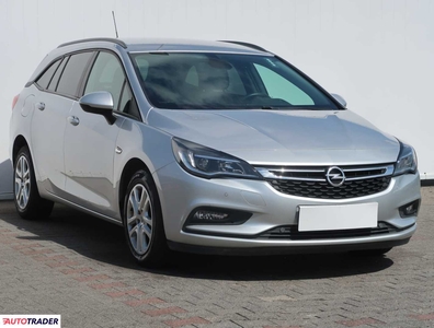 Opel Astra 1.4 123 KM 2016r. (Piaseczno)