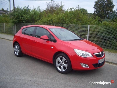 Opel Astra IV 1.4 Turbo 140KM Klimatyzacja Serwis Alu 17'