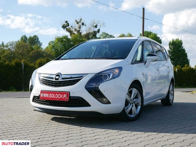 Opel Zafira 1.6 diesel 120 KM 2015r. (Goczałkowice-Zdrój)
