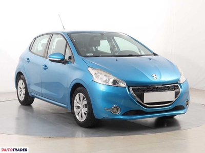 Peugeot 208 1.4 93 KM 2012r. (Piaseczno)