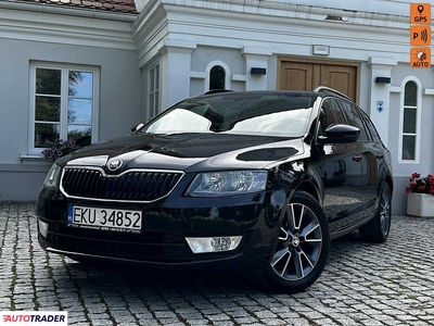 Skoda Octavia 1.6 diesel 90 KM 2015r. (Kutno)