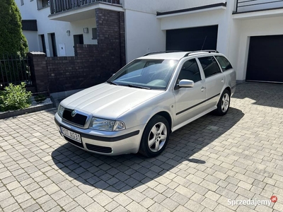 Skoda Octavia 2.0i Elegance ' Climatronic ' Zarejestrowany