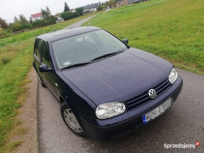 Sprzedam ładnego Volkswagen Golf 4 1.4mpi 2000r 5dzwi