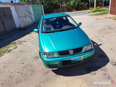 Sprzedam ładnego Volkswagen Polo 1.4 benzyna 1996r
