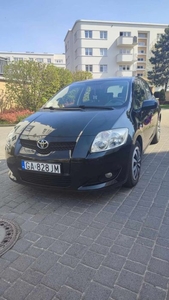 Toyota Auris 1,4 benzyna stan bardzo dobry rok 2009