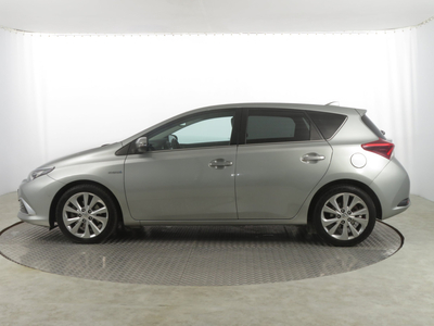 Toyota Auris 2016 Hybrid 134616km Hatchback