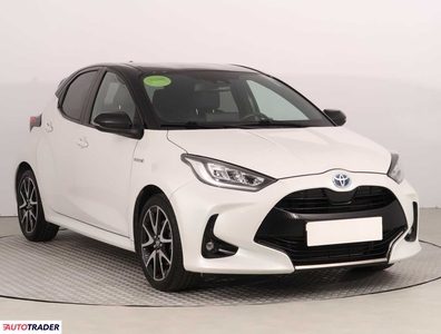 Toyota Yaris 1.5 113 KM 2020r. (Piaseczno)