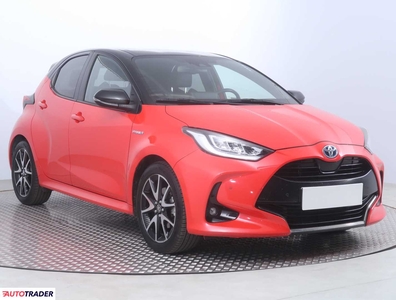 Toyota Yaris 1.5 113 KM 2021r. (Piaseczno)