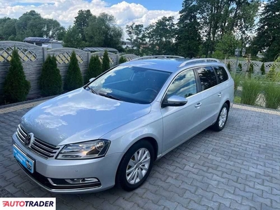 Volkswagen Passat 1.6 diesel 105 KM 2013r. (krotoszyn)