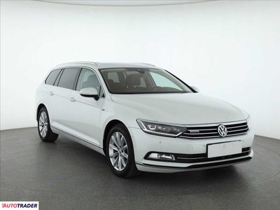 Volkswagen Passat 2.0 187 KM 2018r. (Piaseczno)