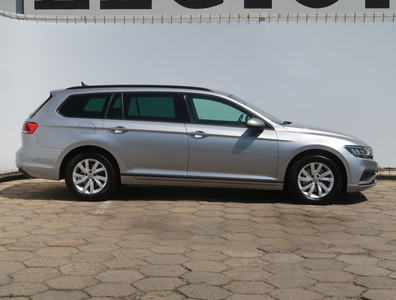 Volkswagen Passat 2019 2.0 TDI 155168km Kombi