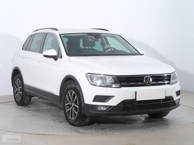 Volkswagen Tiguan , Serwis ASO, DSG, VAT 23%, Navi, Klimatronic, Tempomat,