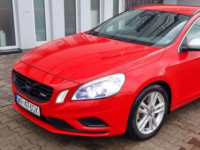 Volvo v60 R-desing