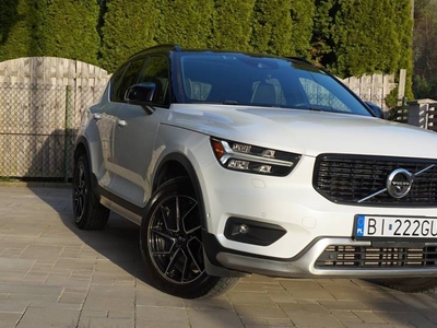 Volvo XC 40 T5 AWD R-Design