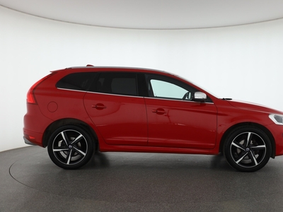 Volvo XC60 2016 D5 69834km SUV