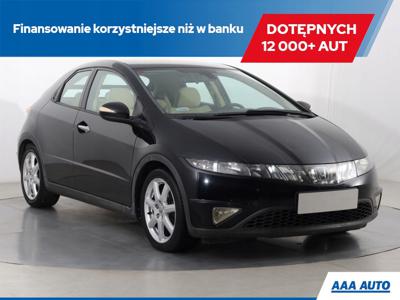 Honda Civic VIII Hatchback 3d 1.8 i-VTEC 140KM 2008