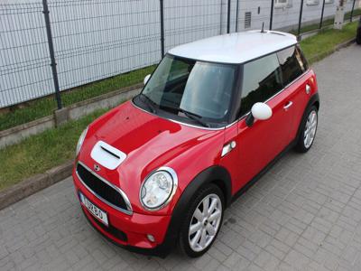 Mini Mini R56 Hatchback 1.6 i 16V Turbo 175KM 2009