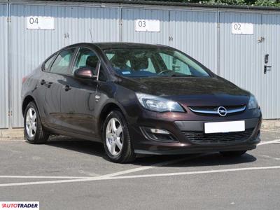 Opel Astra 1.6 113 KM 2013r. (Piaseczno)