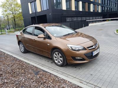 Opel Astra J Sedan 1.6 Twinport ECOTEC 115KM 2016