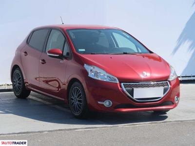 Peugeot 208 1.4 93 KM 2012r. (Piaseczno)