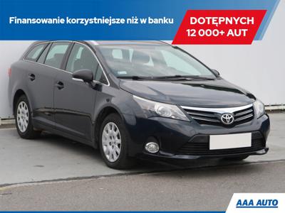 Toyota Avensis III Wagon Facelifting 2.0 D-4D 124KM 2013