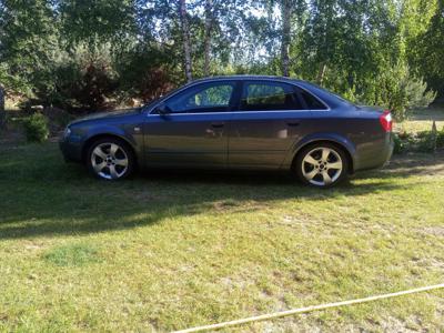 Używane Audi A4 - 13 800 PLN, 243 000 km, 2004