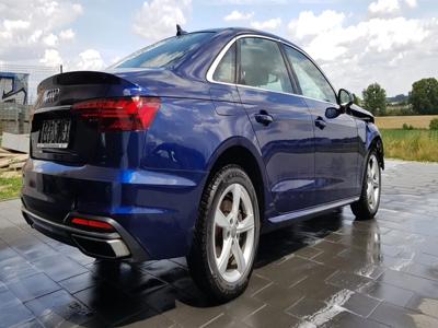 Używane Audi A4 - 56 900 PLN, 44 000 km, 2020