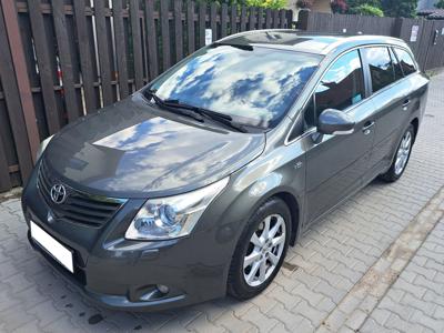 Używane Toyota Avensis - 30 900 PLN, 217 000 km, 2010