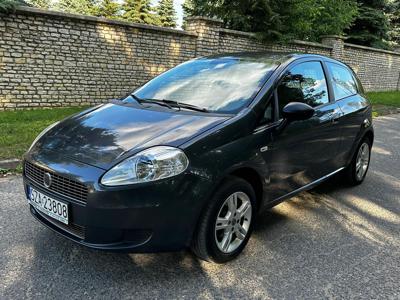 Używane Fiat Punto - 11 900 PLN, 272 000 km, 2009