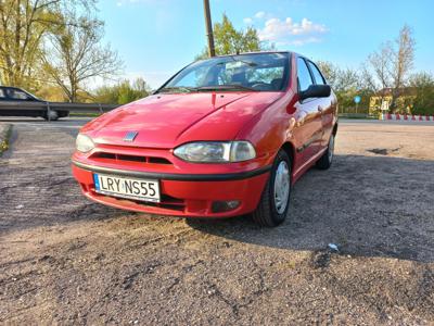 Używane Fiat Siena - 7 500 PLN, 49 100 km, 1998